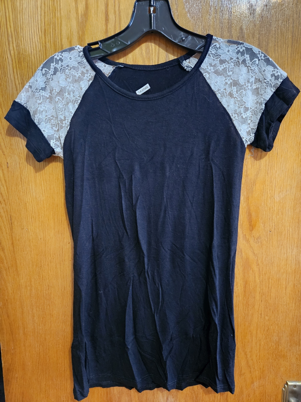 Black Lace-Sleeve Women's Top